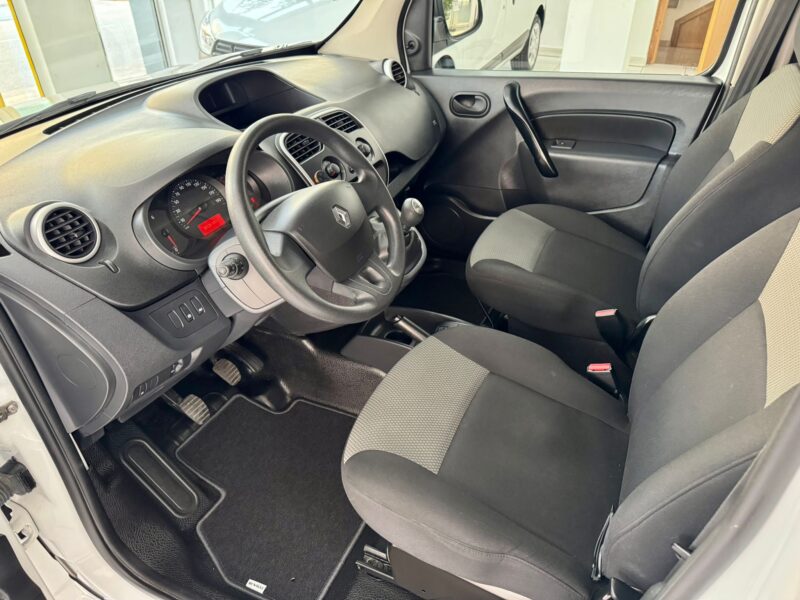 <h3>Renault Kangoo </h3>Furgon Professional <br>38.300kms - Imagen 9