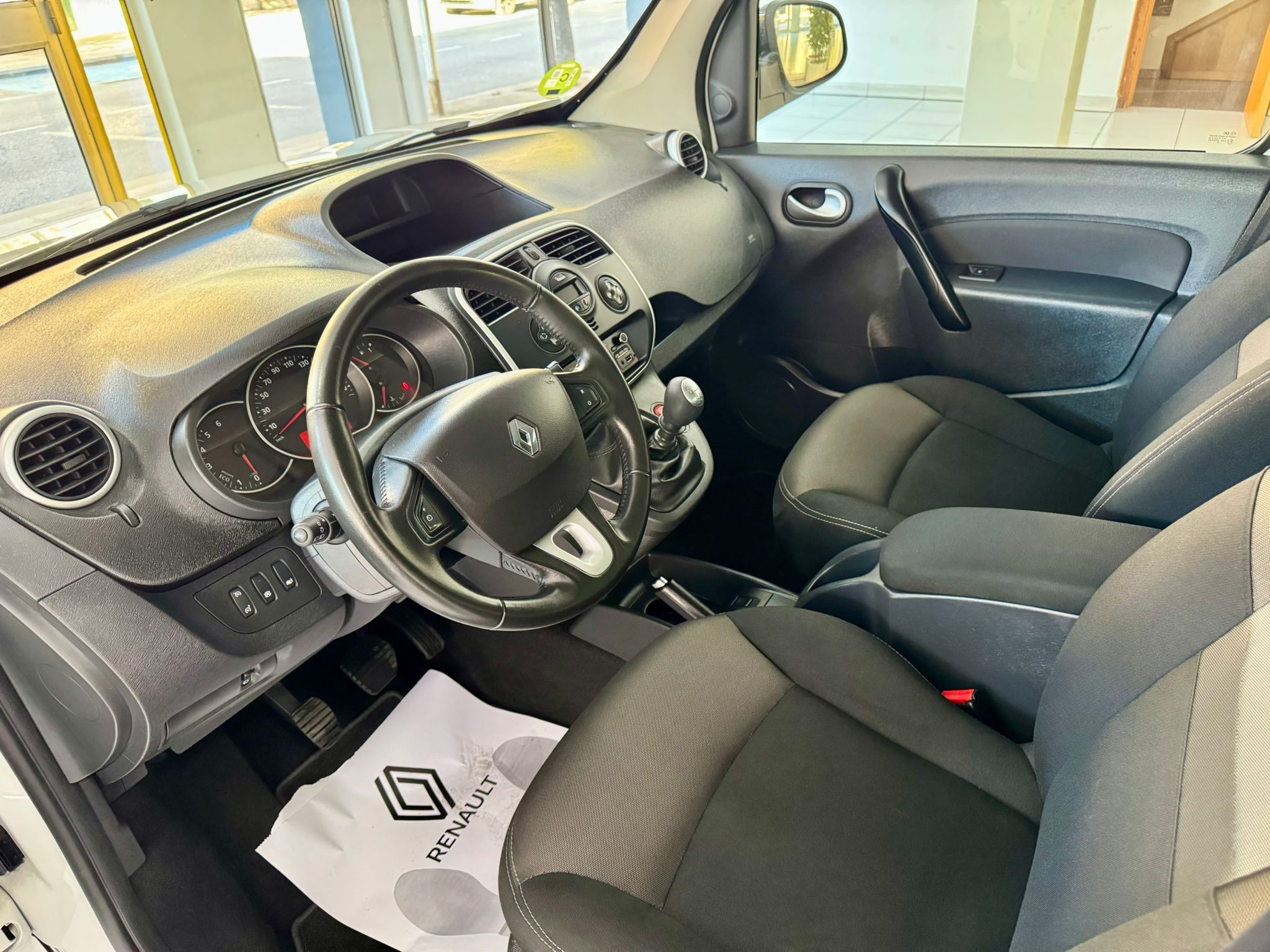 RENAULT KANGOO EXTREM 1.2 TCe 115 CV - Imagen 6